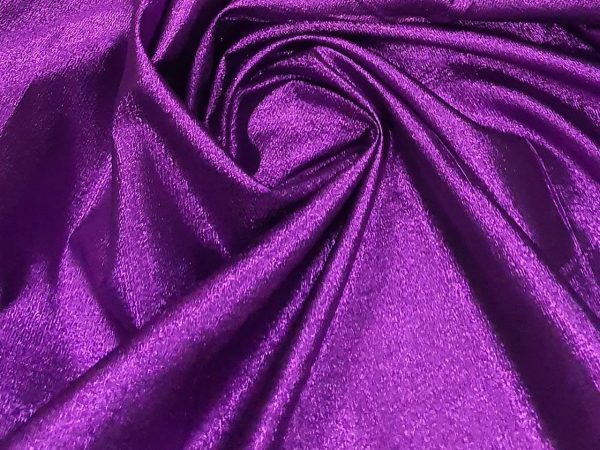 Lurex e paetê: descubra as diversas possibilidades de brilho