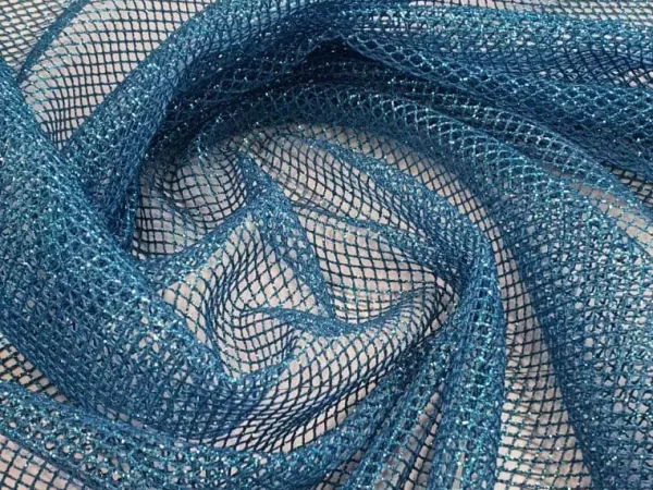 Dicas para usar tule com glitter e arrasar na composição