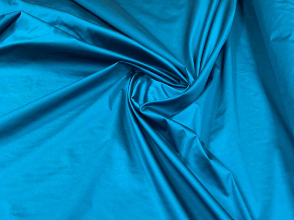 Descubra Como Usar Tafetá de Seda em suas roupa