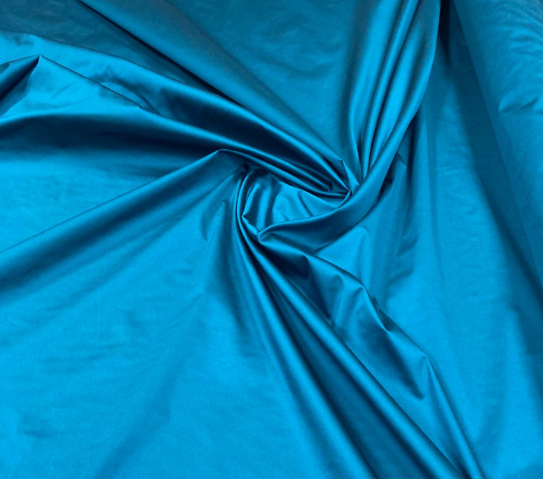 Descubra Como Usar Tafetá de Seda em suas roupa