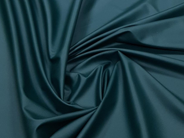 Couro sintético é uma boa opção? Descubra tudo sobre o couro fake!