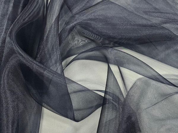 Qual cor de organza é perfeita para o seu design criativo?