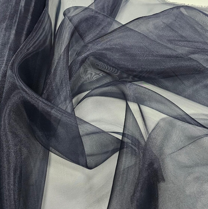 Qual cor de organza é perfeita para o seu design criativo?