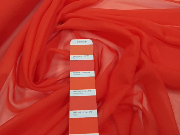 Quais são as características encantadoras da palha de seda?