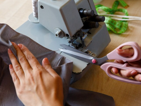 Tesoura elétrica: vale a pena a aquisição para costuras?